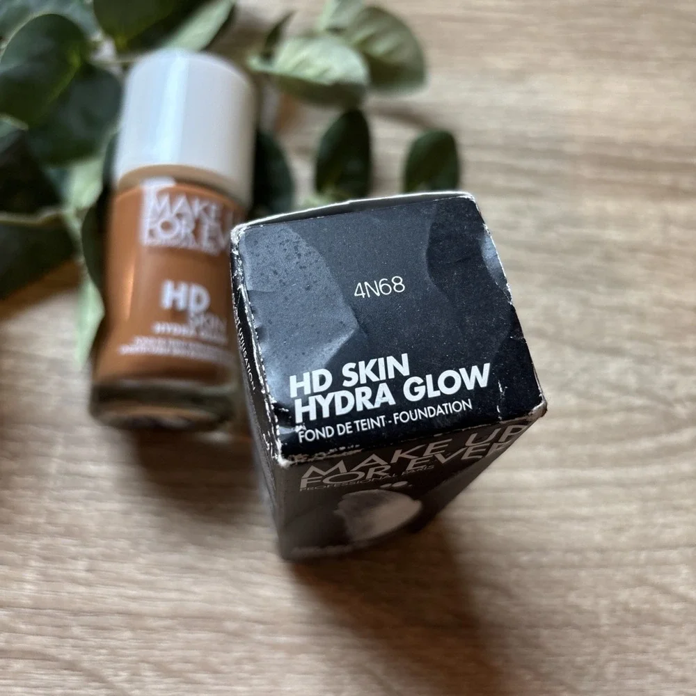 Make Up For Ever HD Skin Hydra Glow (30ml/1.01fl) 4N68 New In Box